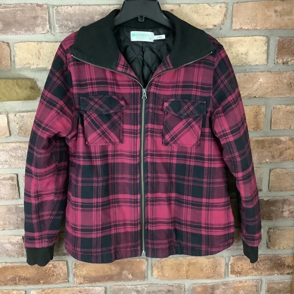 AVENTURA Women’s Black/Raspberry Plaid Organic Cotton Jacket - Picture 10 of 11